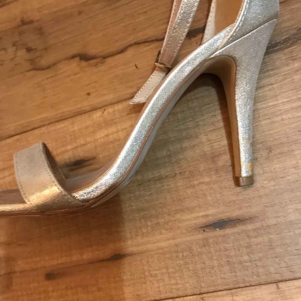 Beautiful mix no.6 champagne heels Size 9!